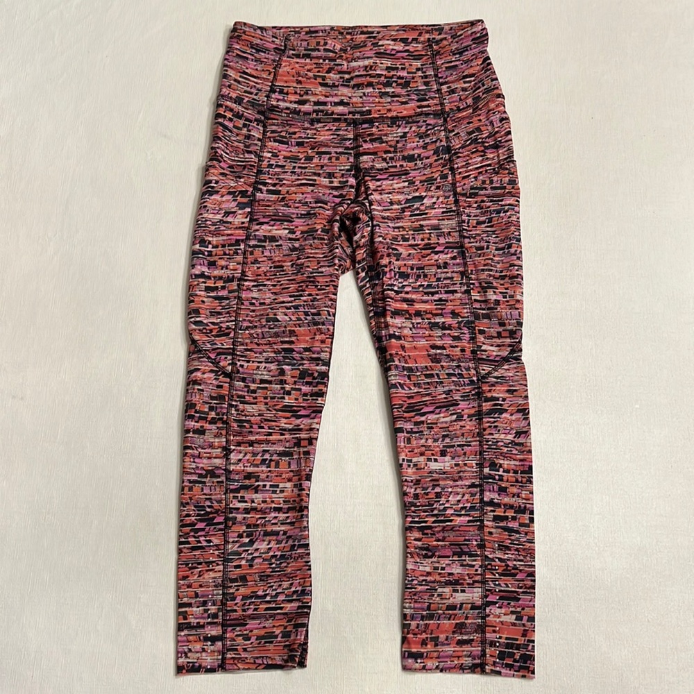 Lululemon Fast & Free HR Crop Flash Pleat Orange Multi